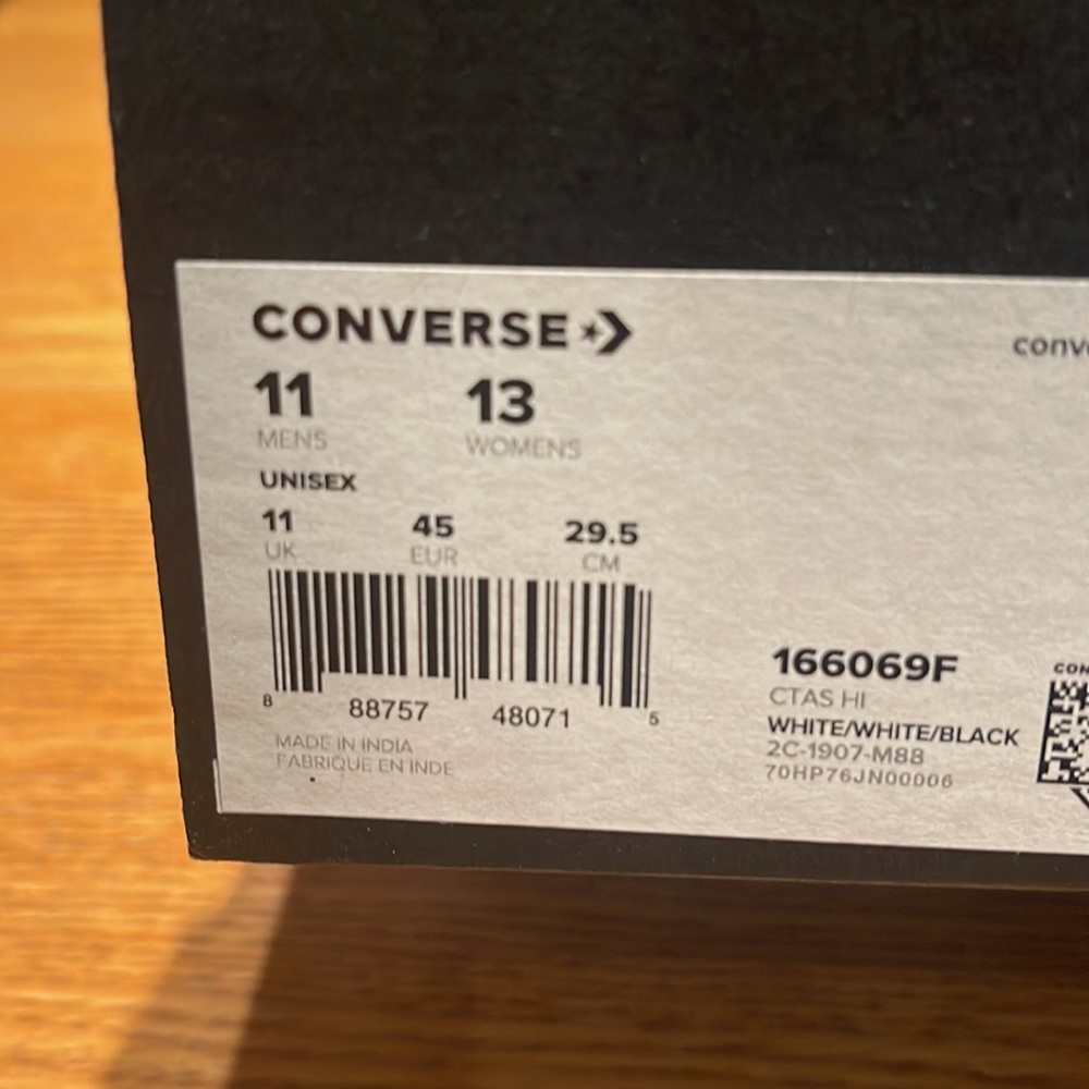 Men’s Converse Space Utility Chuck Taylor All Star tennis shoes - Picture 4 of 4